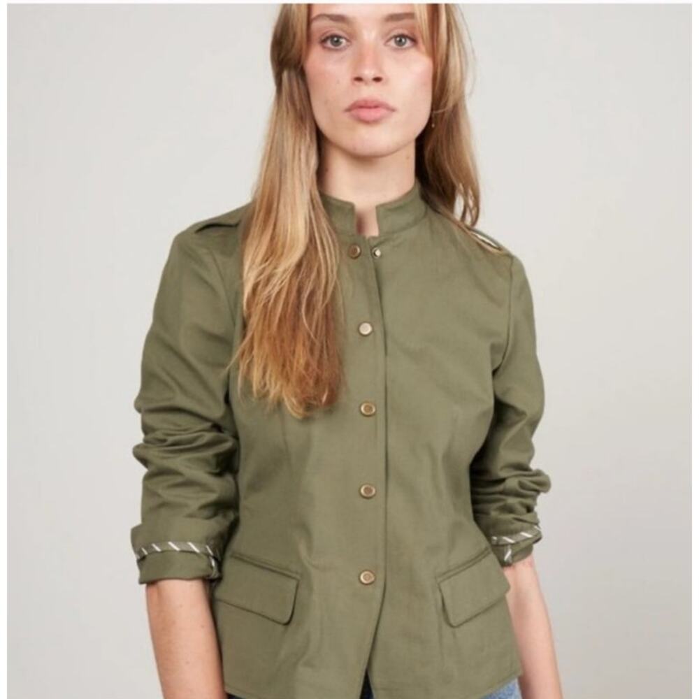 Heather Harlan womans army green jacket small